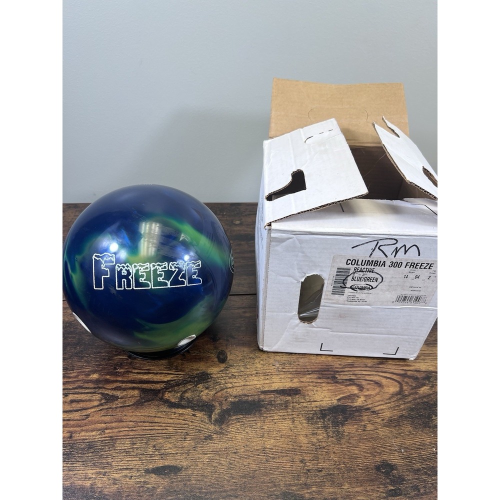 Vintage Columbia 300 Freeze Bowling Ball 14 Lbs W/ Original Box Green Blue Nice